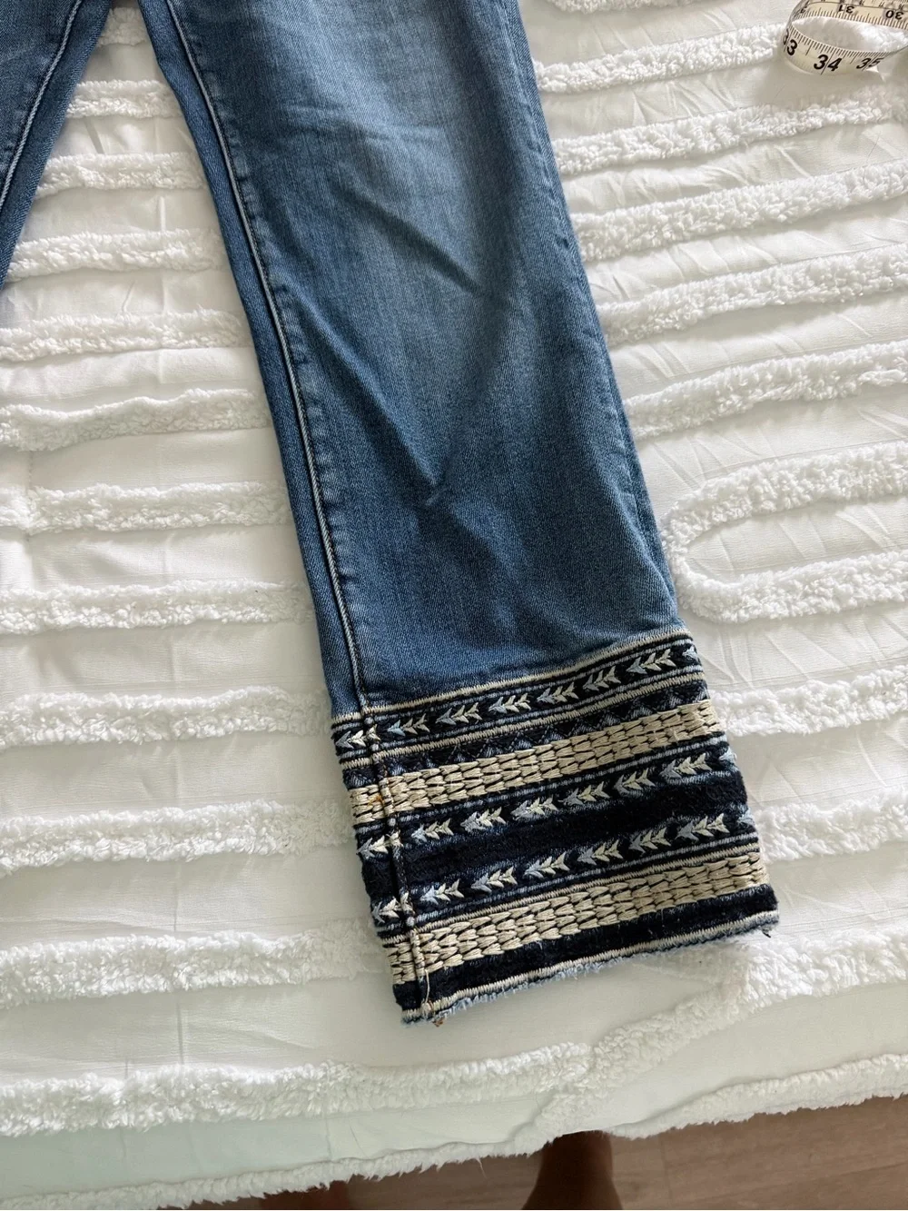 Women’s Driftwood Colette Jeans - Picture 4 of 14
